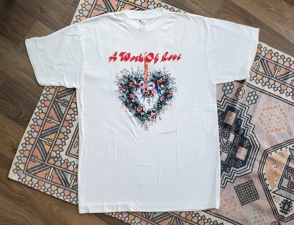 Vintage Single Stitch A Work of Love Wreath 1993 Shirt